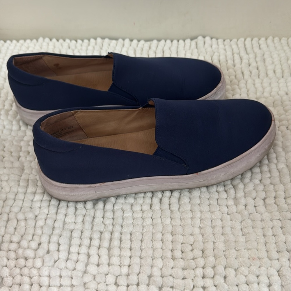 Nordstrom Navy Blue Boat Shoes Slip ons sz 8.5